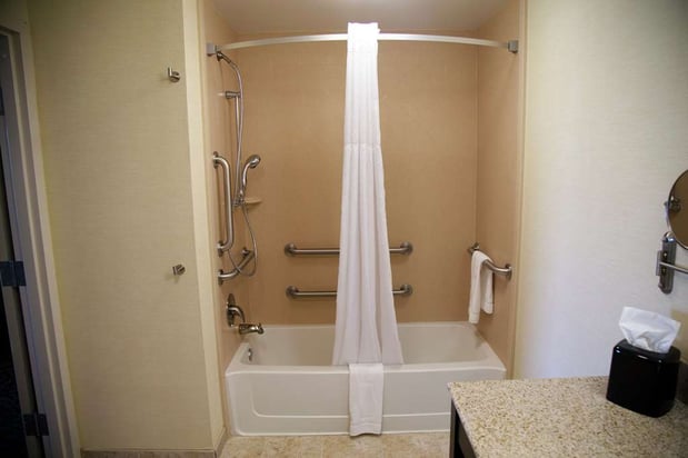 Images Hampton Inn & Suites Sharon