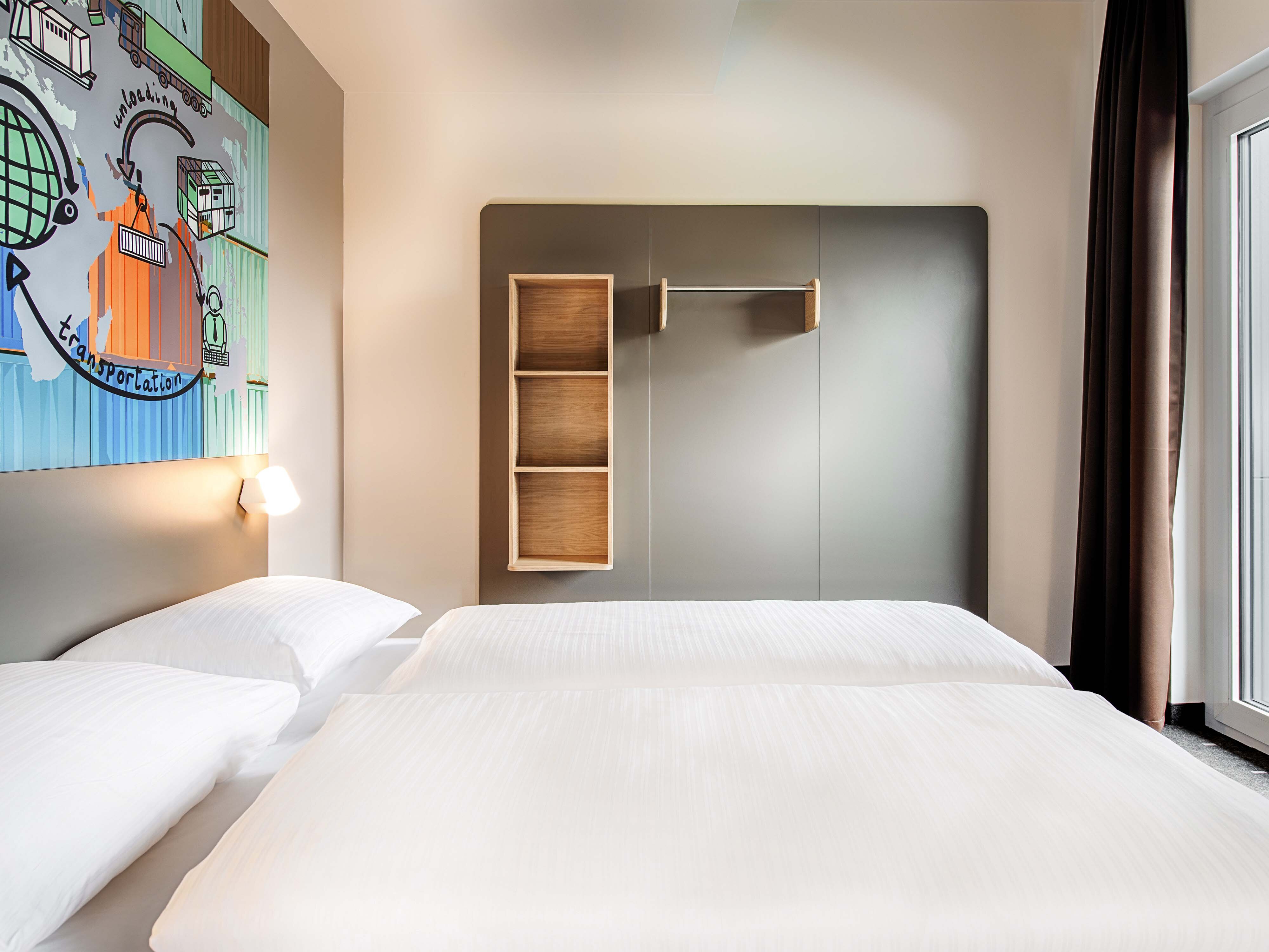 Bilder B&B HOTEL Stuttgart-Neckarhafen