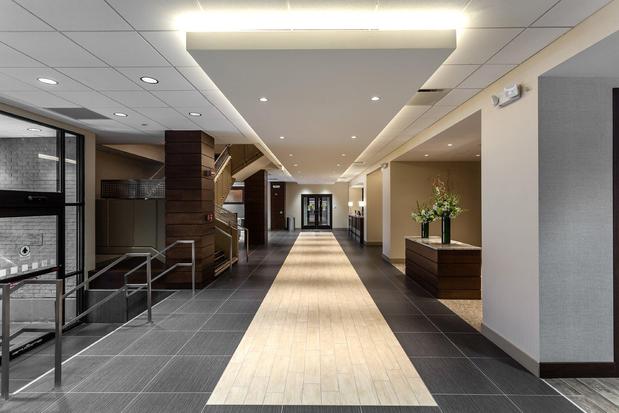 Images Holiday Inn Chicago North-Evanston by IHG