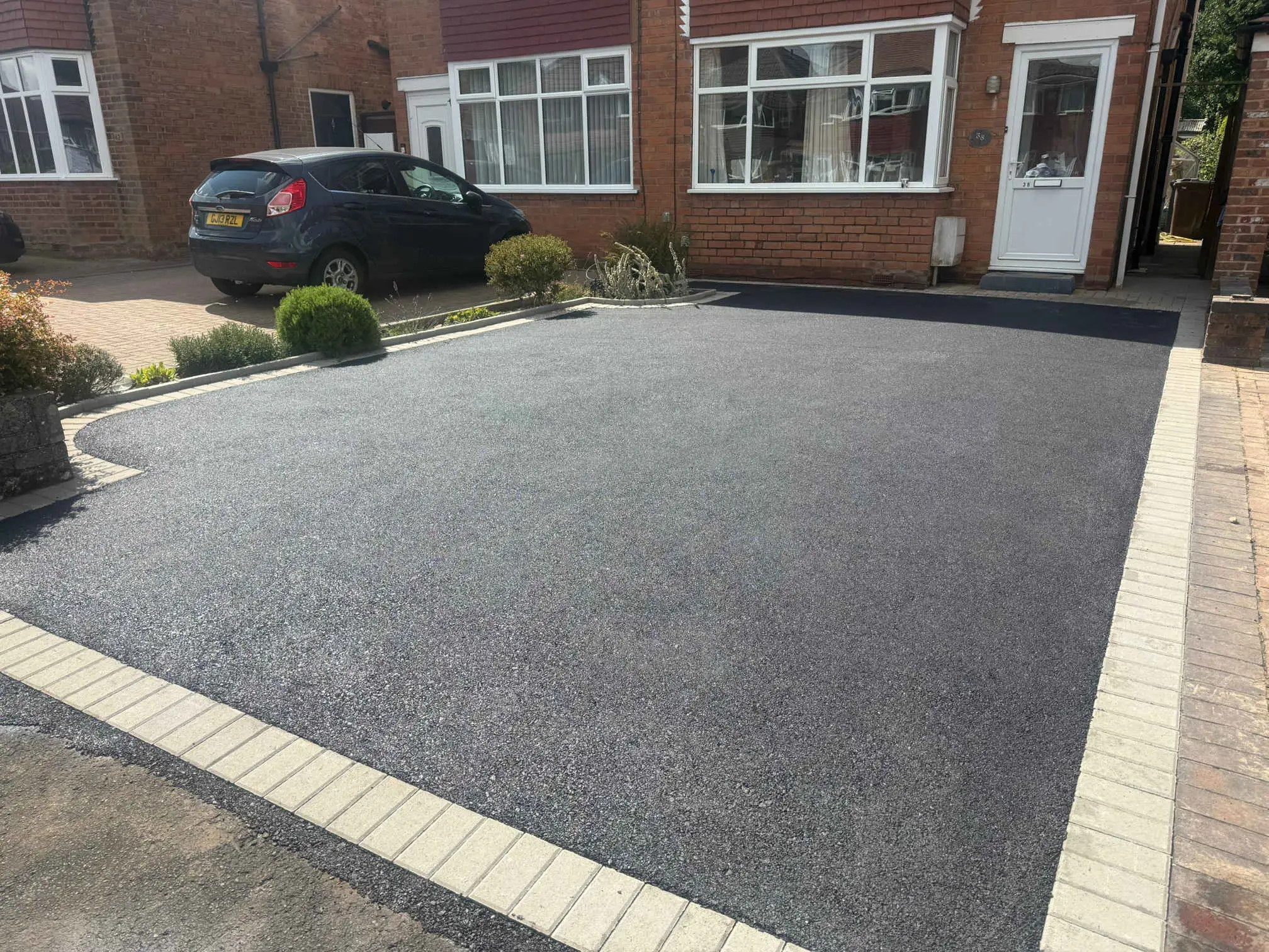 Images Dickens Heath Paving