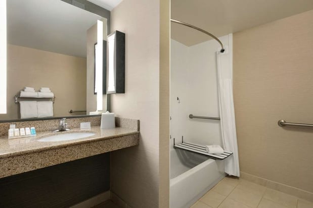 Images Hilton Garden Inn Harrisburg East
