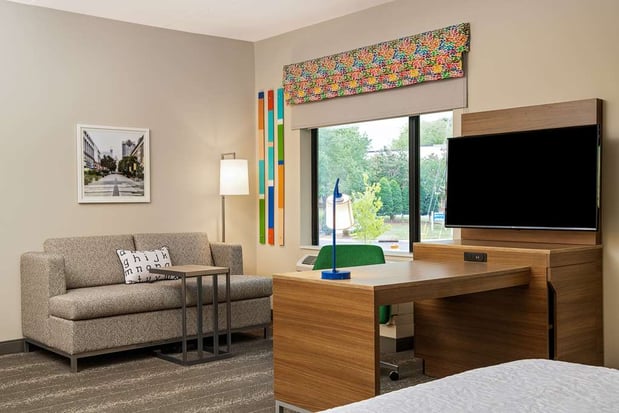 Images Hampton Inn & Suites Raleigh Midtown