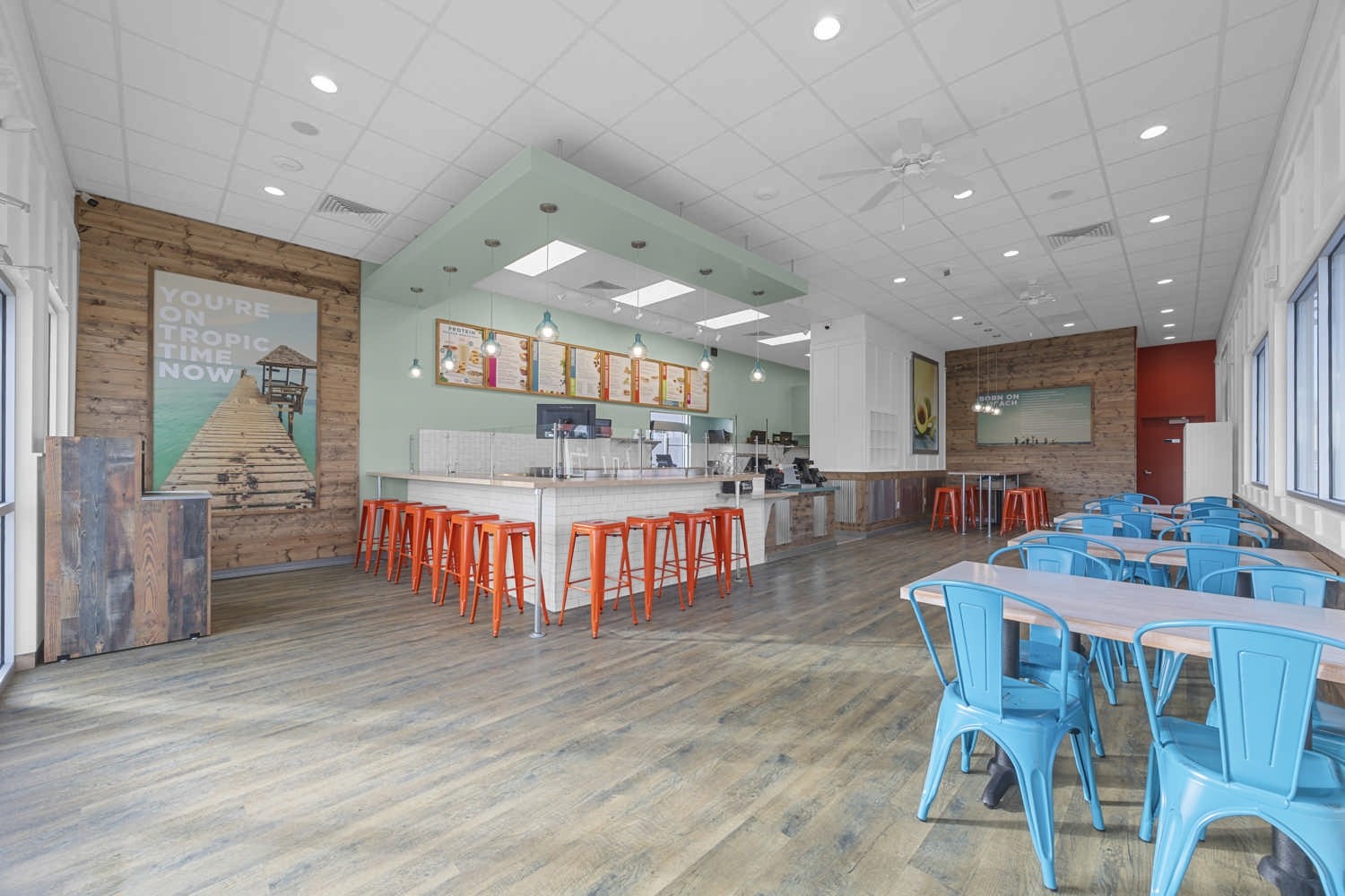 Tropical Smoothie Cafe Image