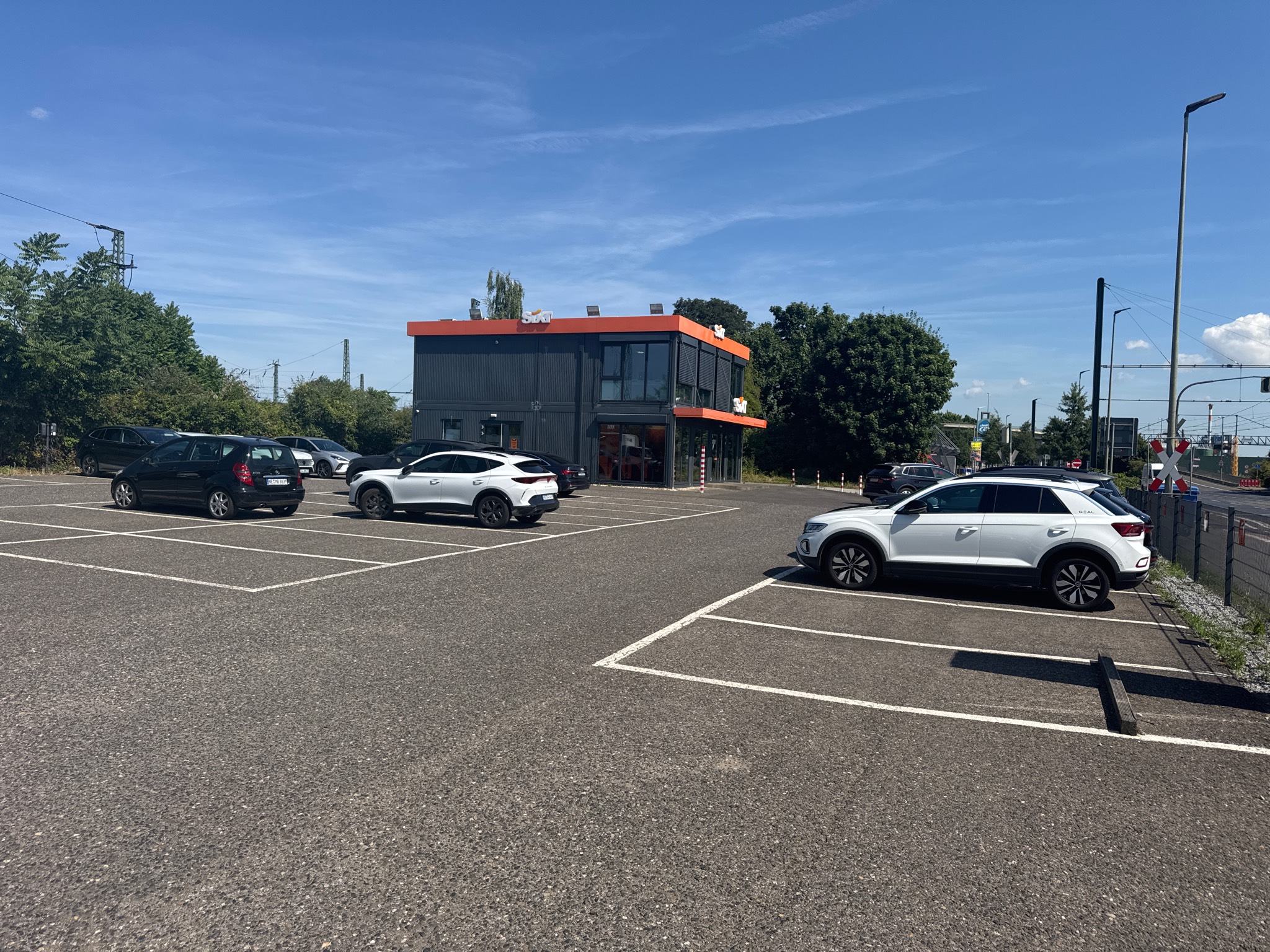 SIXT Autovermietung Neuss, Duesseldorfer Str. 6 in Neuss