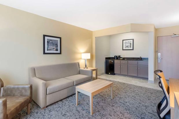 Images Best Western Glenview -Chicagoland Inn and Suites