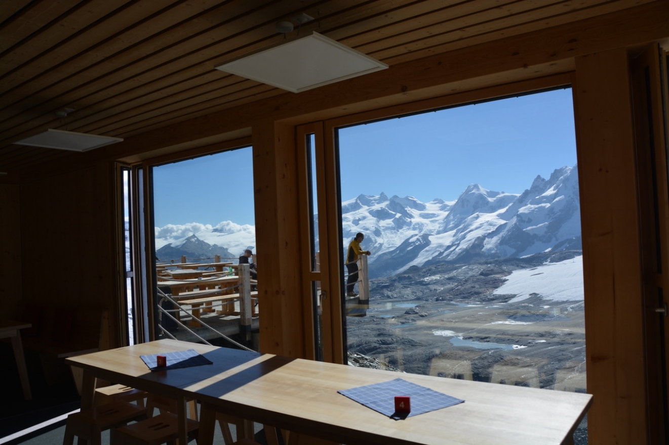 Hörnlihütte Zermatt - Base Camp Matterhorn