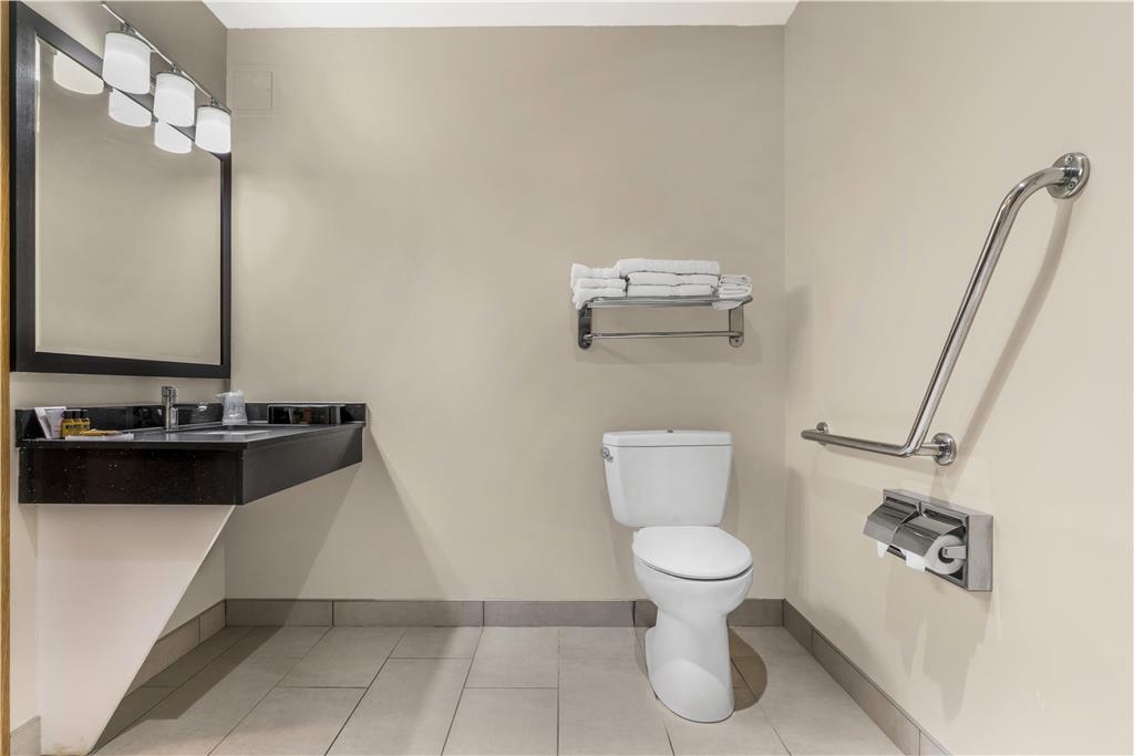 Images Best Western Plus Country Meadows Inn