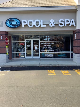 Images Luxury Pool & Spa