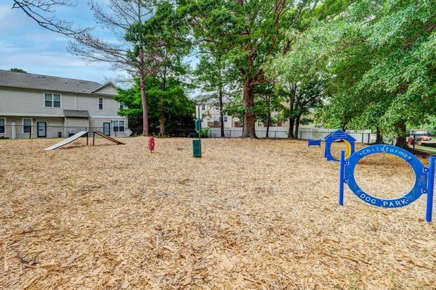 Images Falls Creek Apartments & Townhomes