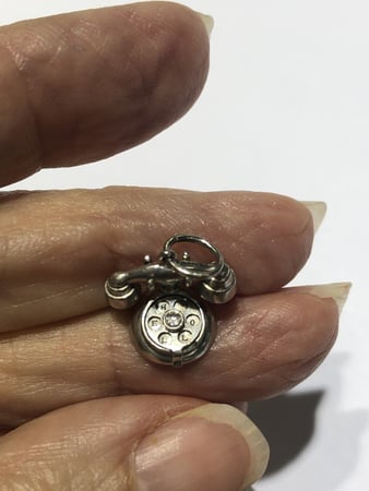Images Patti Esbia Antique & Estate Jewelry