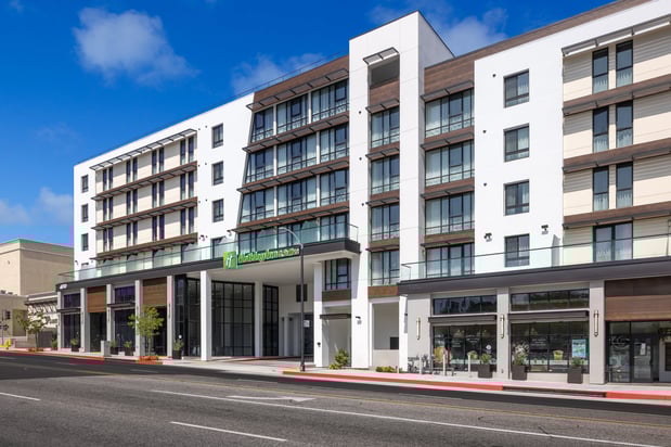 Images Holiday Inn & Suites Monterey Park - Los Angeles by IHG