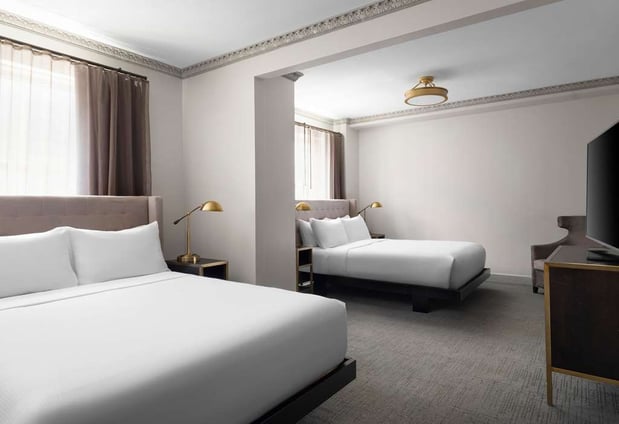 Images Hotel Phillips Kansas City, Curio Collection by Hilton