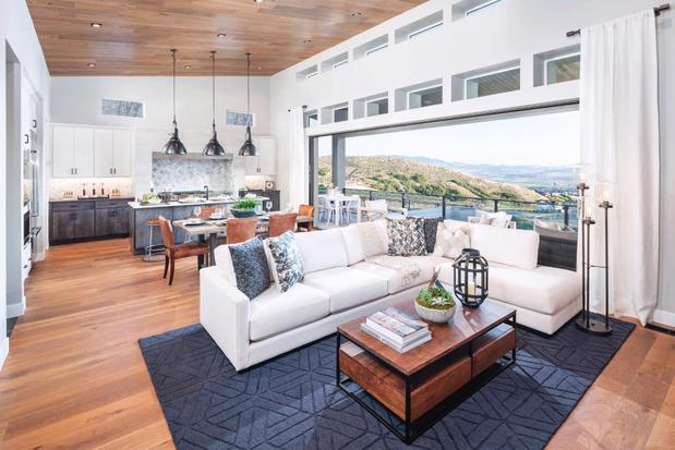 Images Toll Brothers at Lakeview Estates