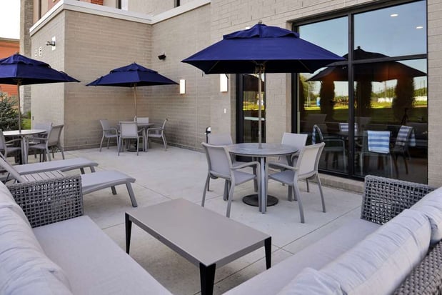 Images Hampton Inn Cedar Falls Downtown