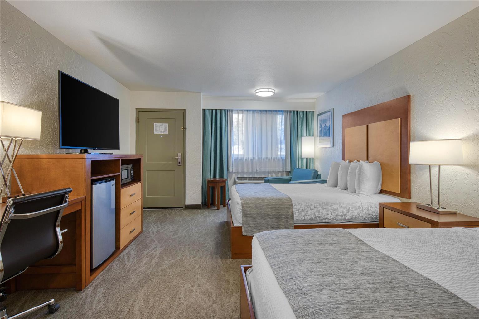 Double Queen Guest Room