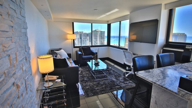 Images Holiday Inn Express Waikiki by IHG