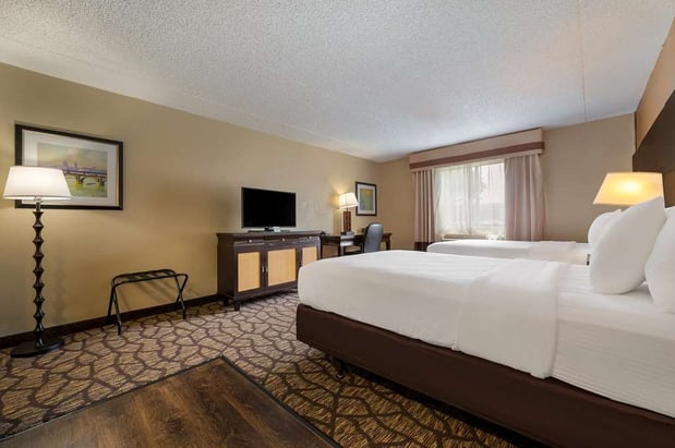 Images Best Western Detroit Livonia