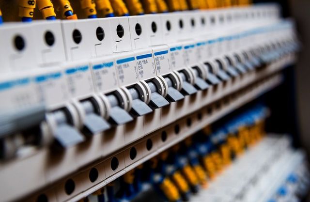 Images Nalini Stefano - Impianti Elettrici e Automazione