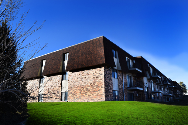 Images Valley View Apartments