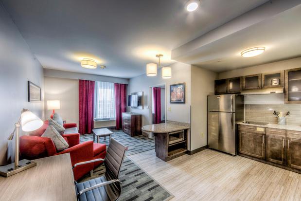 Images Staybridge Suites Columbus OSU-Medical Center by IHG
