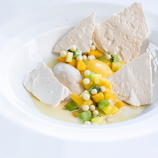 Ocean Restaurant Image