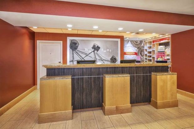 Images Hampton Inn & Suites Madison-West