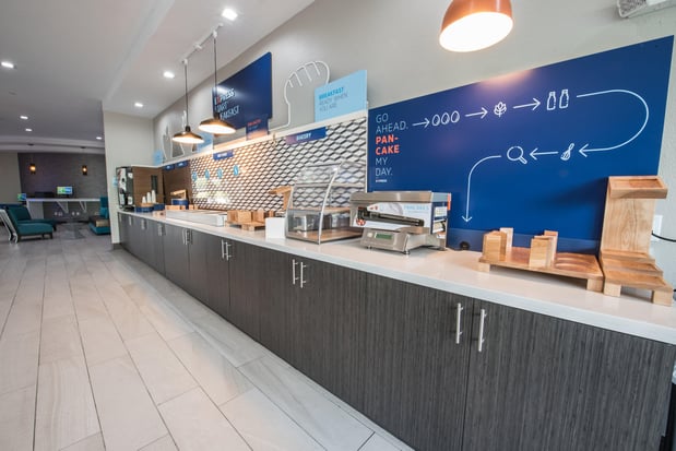 Images Holiday Inn Express & Suites Houston - Hobby Airport Area by IHG