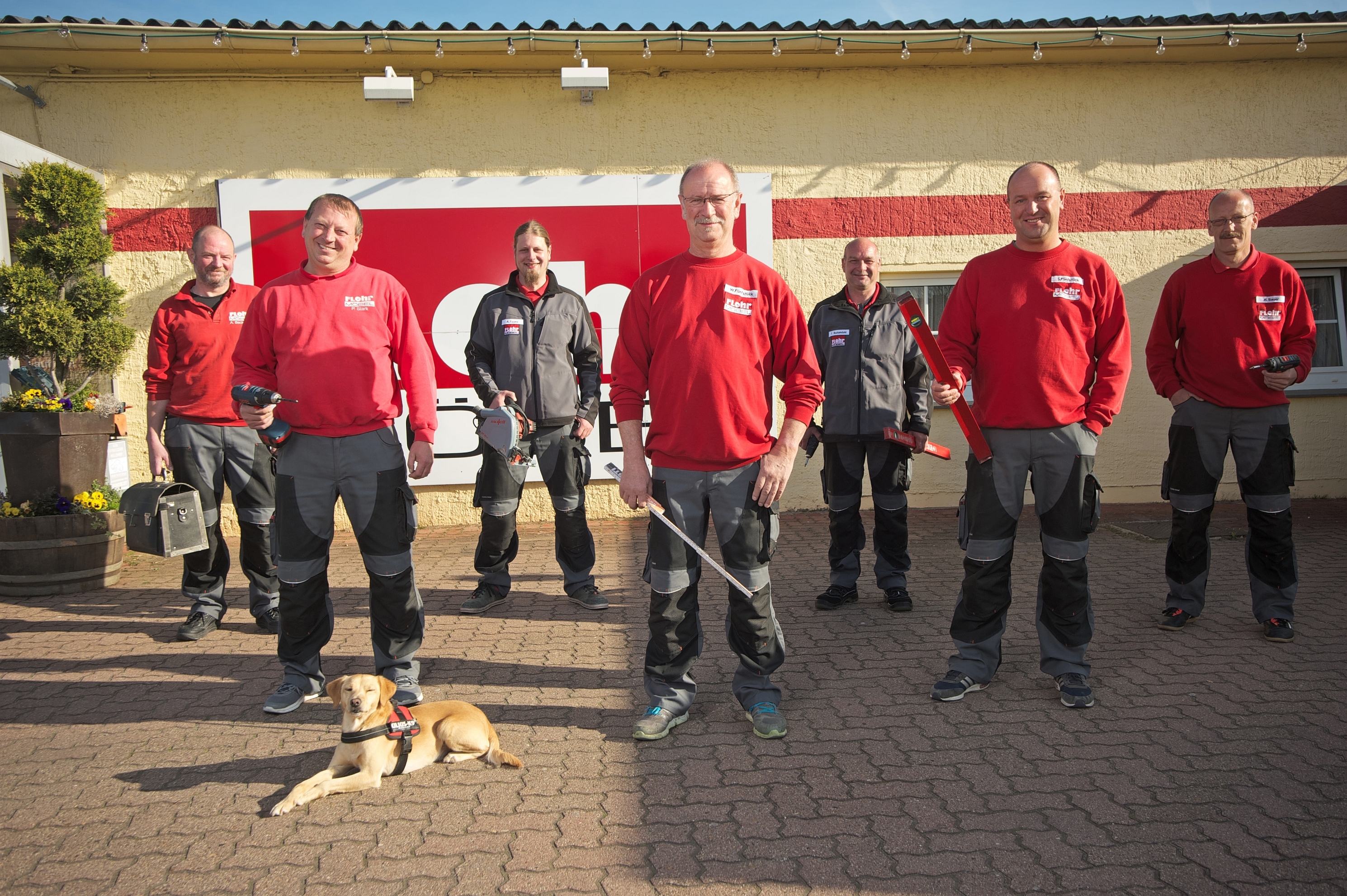 Heinzgünter Flohr KG Einrichtungshaus, Milchweg 28 in Pattensen