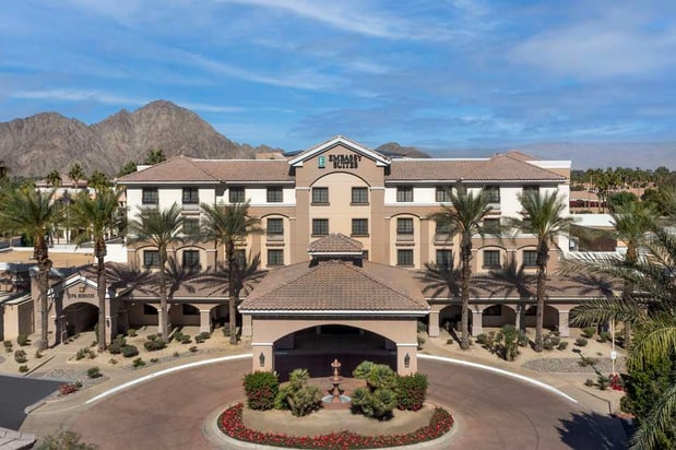 Images Embassy Suites by Hilton    La Quinta Hotel & Spa