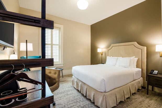 Images Hotel Florence, Tapestry Collection by Hilton