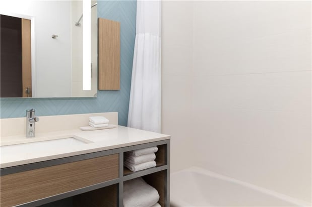 Images Hilton Garden Inn Walnut Creek