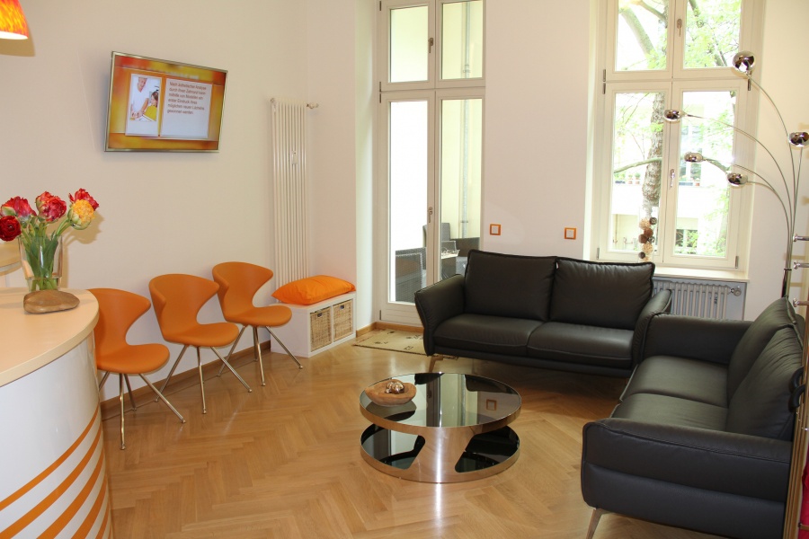 Dr. med. dent. Jens Hinkel, Kurfürstendamm 177 in Berlin