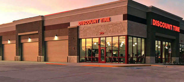 Images Discount Tire