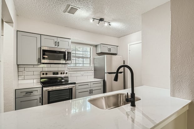 Images Rise at Highland Meadows