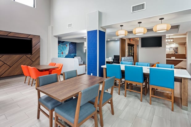 Images Holiday Inn Express & Suites Youngstown (N. Lima/Boardman) by IHG