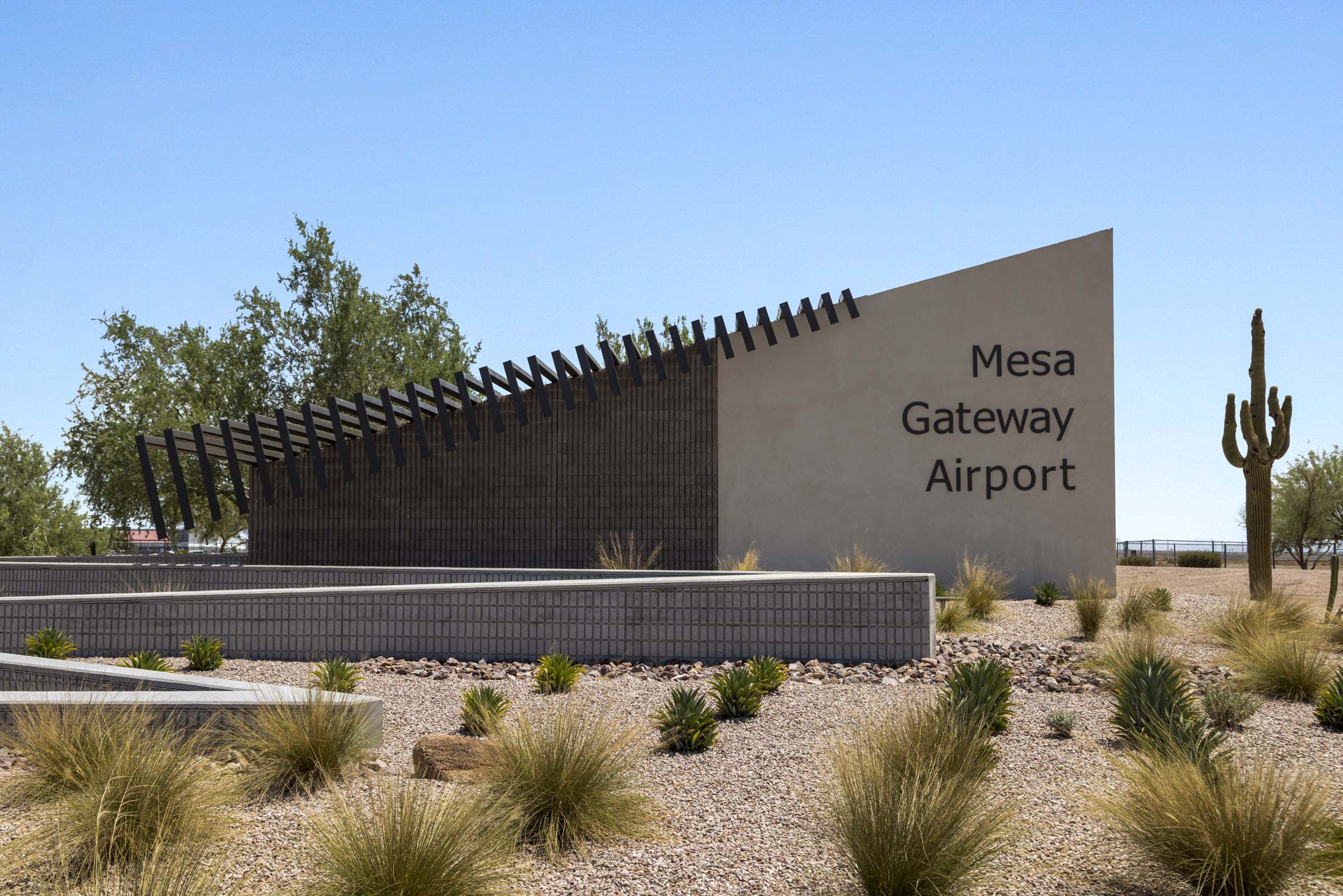 Mesa Gateway Airport near Camden Gilbert apartments in Gilbert, AZ 