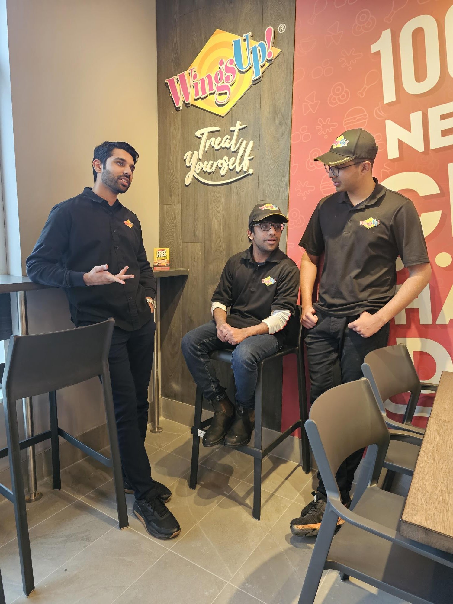 Images WingsUp! Mississauga - Thomas St