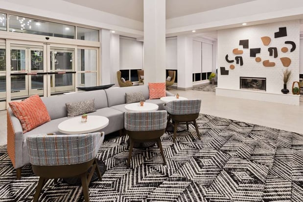 Images Hilton Garden Inn Birmingham/Lakeshore Drive
