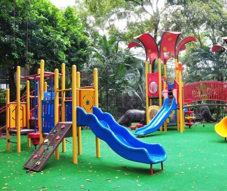 Images Xtreme Green Synthetic Turf