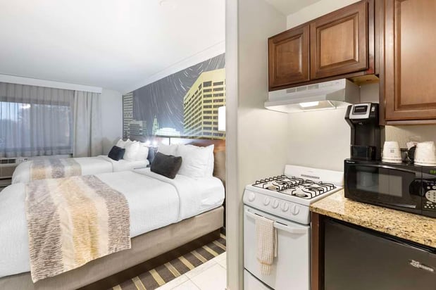 Images Best Western Plus Milwaukee West