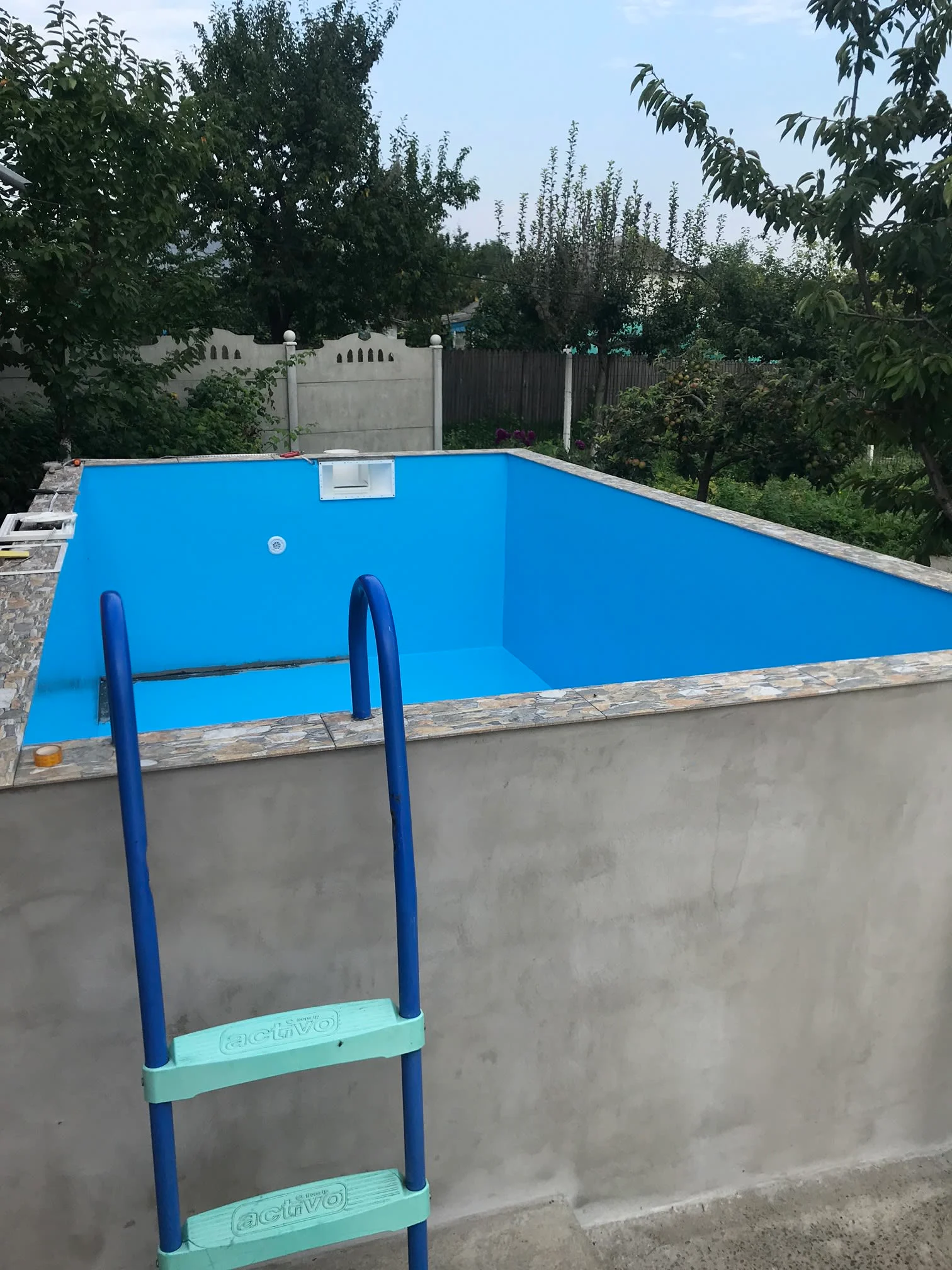 Images Vic's Decorators Ltd