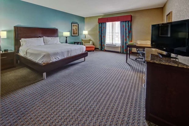 Images Hilton Garden Inn Tulsa Midtown