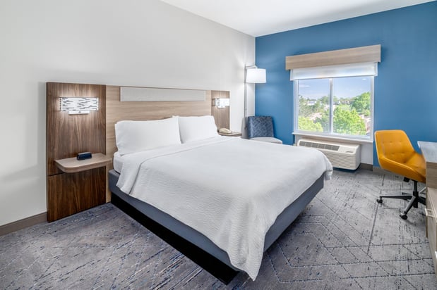 Images Holiday Inn Express & Suites Denver North - Thornton by IHG