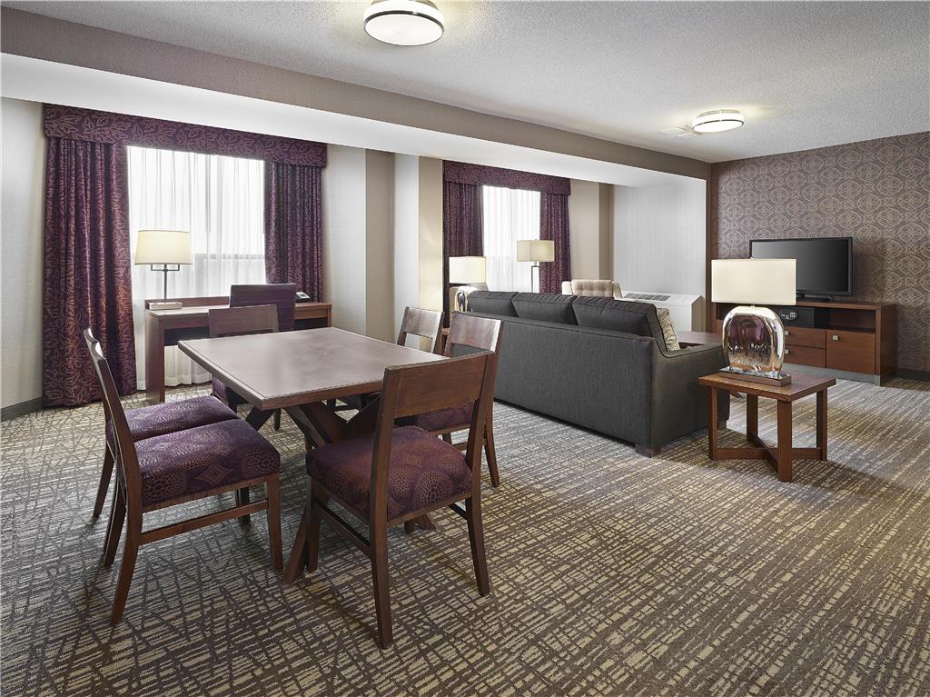 Images DoubleTree by Hilton Hotel West Edmonton