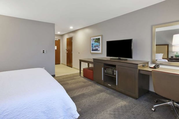 Images Hampton Inn by Hilton Detroit Dearborn