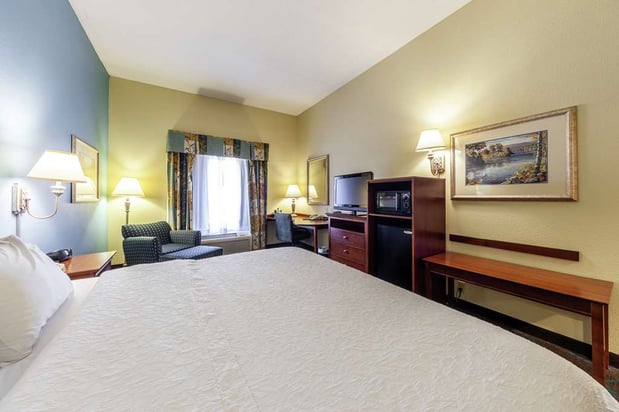 Images Hampton Inn Martinsburg South-Inwood