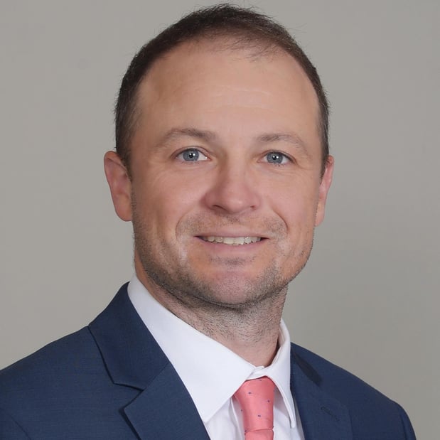 Images Edward Jones - Financial Advisor: Stefan A Szygiel, CFP®