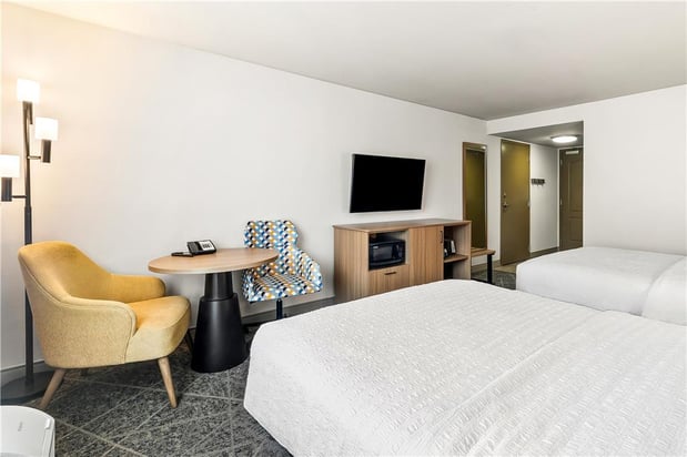 Images Hampton Inn & Suites Merced