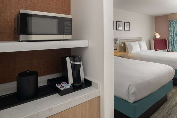 Images Hilton Garden Inn Tacoma Downtown