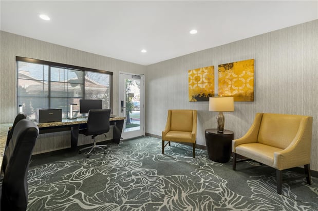 Images Best Western Plus Carriage Inn